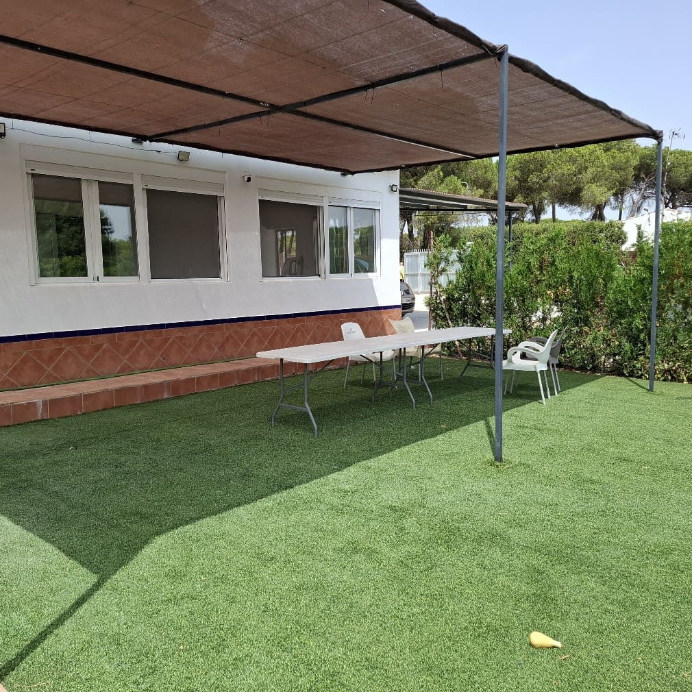 2 bedroom Finca/Country House for sale in Almonte with pool garage - € 120,000 (Ref: 9973265)