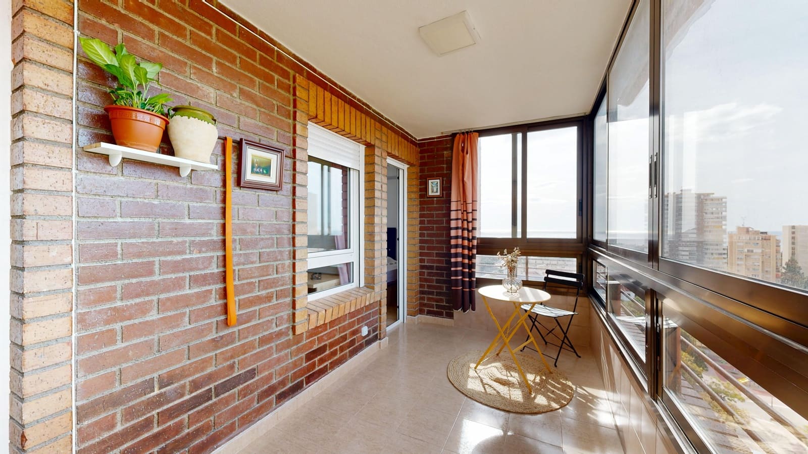 3 soveværelse Lejlighed til salg i Alicante by med swimmingpool garage - € 428.000 (Ref: 8951630)