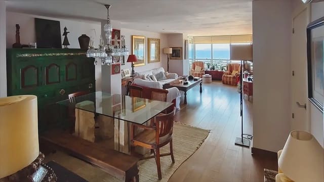 4 soveværelse Lejlighed til salg i Cabo de las Huertas, Alicante by med swimmingpool garage - € 680.000 (Ref: 9532283)