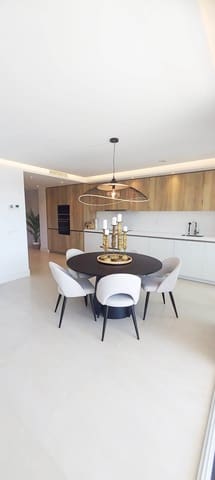 3 chambre Appartement à vendre à Puerto de Sotogrande - La Marina, San Roque avec piscine garage - 1 295 000 € (Ref: 10010346)