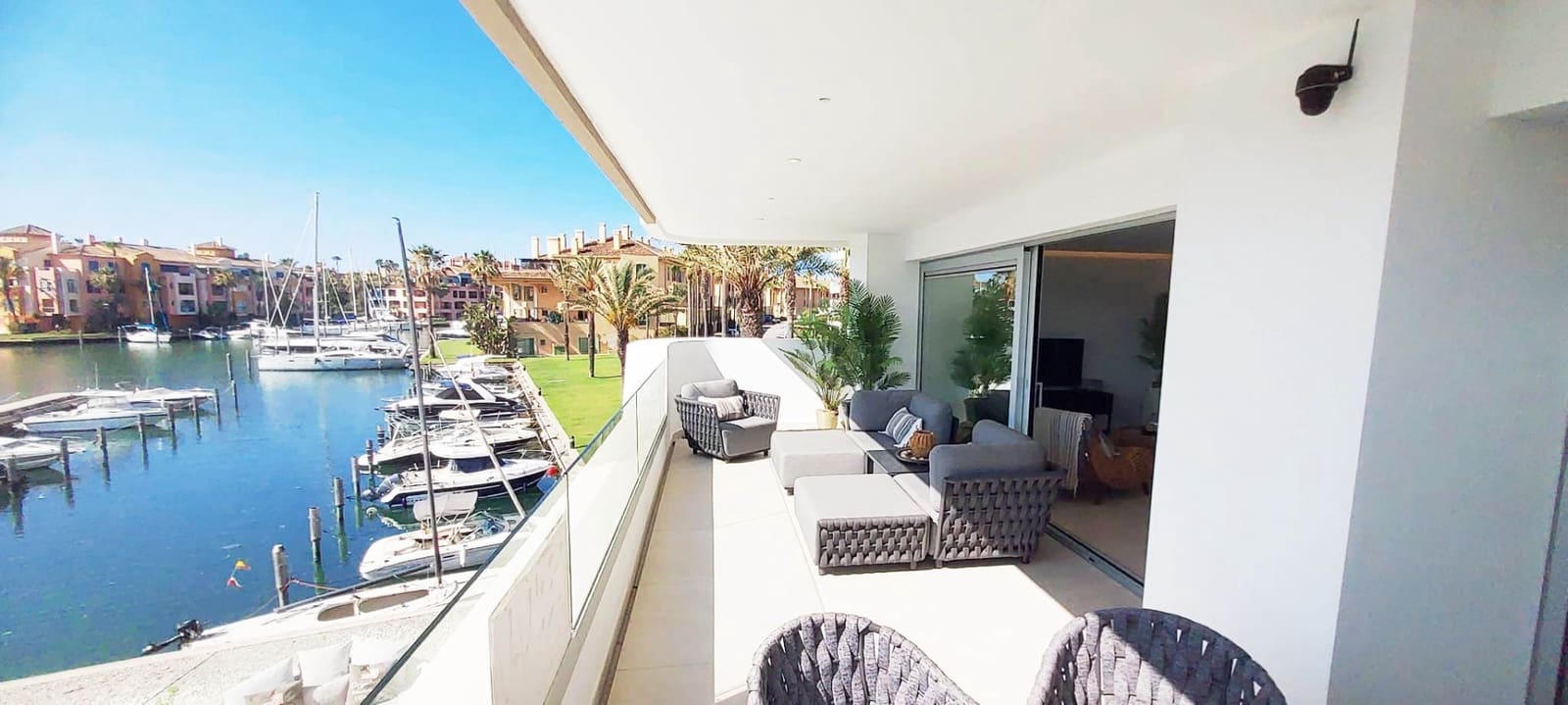 3 chambre Appartement à vendre à Sotogrande avec piscine garage - 1 295 000 € (Ref: 10010346)