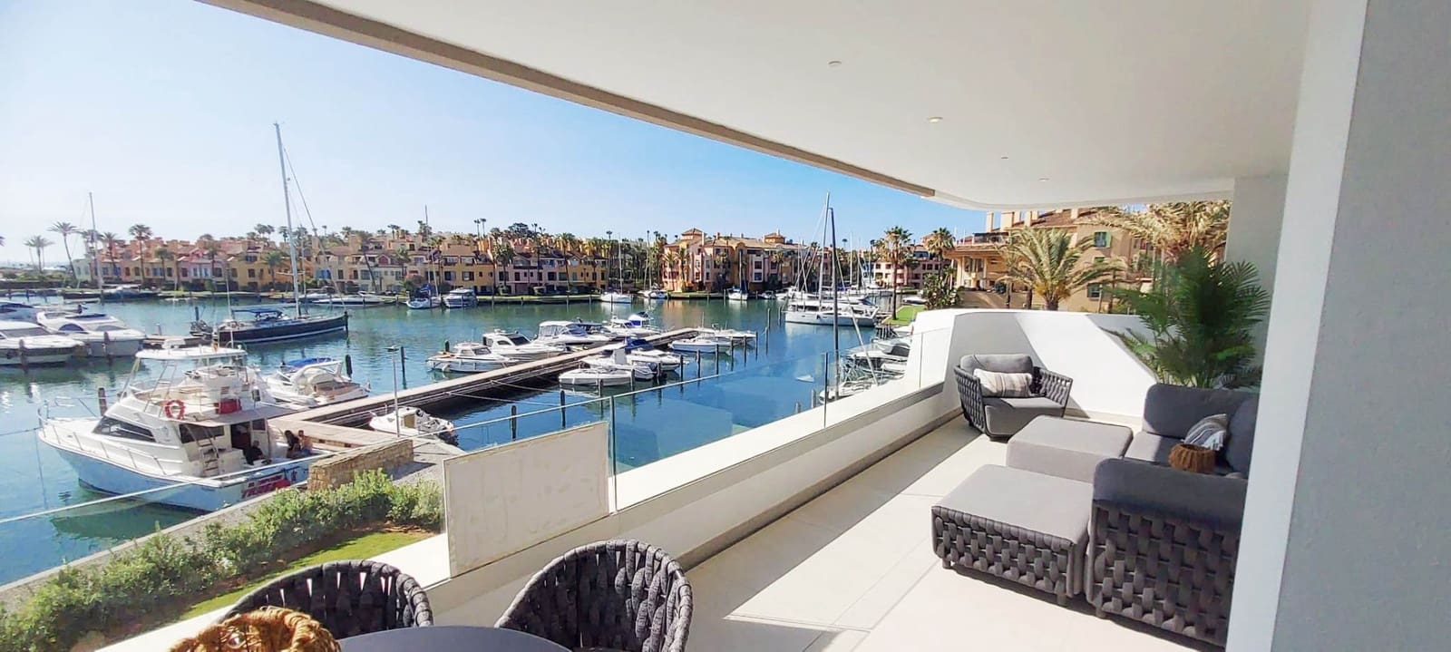 3 chambre Appartement à vendre à Sotogrande avec piscine garage - 1 295 000 € (Ref: 10010346)
