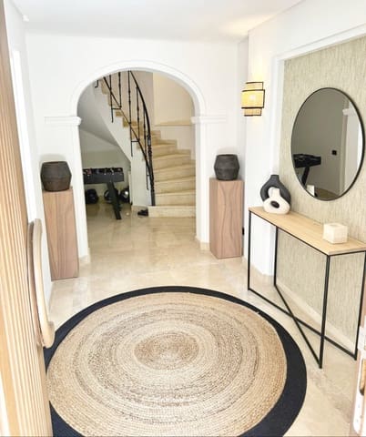 4 quarto Moradia Geminada para venda em Sotogrande Alto, San Roque com piscina garagem - 1 460 000 € (Ref: 10057987)