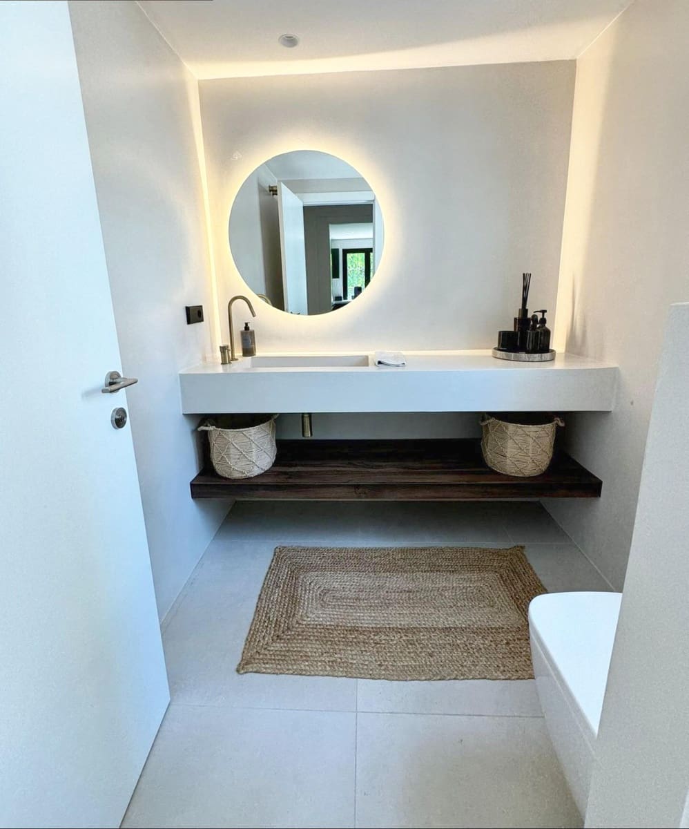 4 sovrum Semi-fristående Villa till salu i Sotogrande med pool garage - 1 460 000 € (Ref: 10057987)