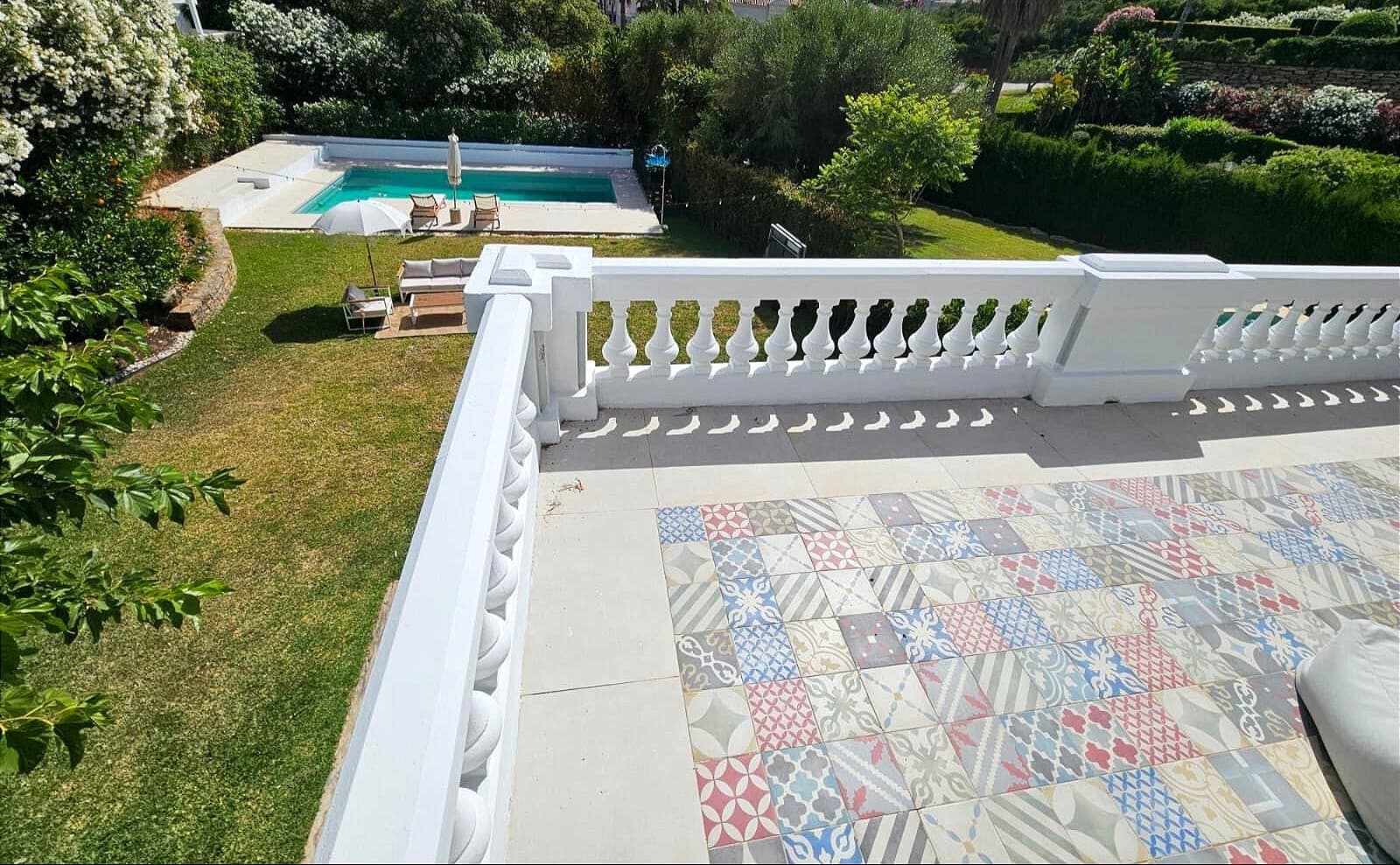 4 sovrum Semi-fristående Villa till salu i Sotogrande med pool garage - 1 460 000 € (Ref: 10057987)