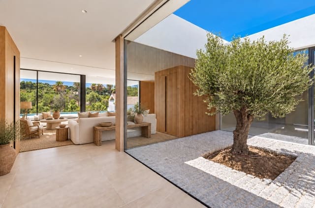 4 Zimmer Villa zu verkaufen in Sotogrande Alto, San Roque mit Pool Garage - 2.350.000 € (Ref: 10061301)