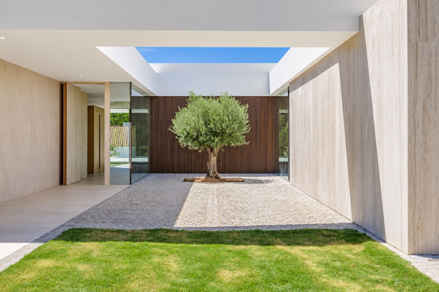 4 Zimmer Villa zu verkaufen in Sotogrande mit Pool Garage - 2.350.000 € (Ref: 10061301)