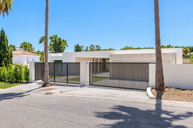 4 Zimmer Villa zu verkaufen in Sotogrande Alto, San Roque mit Pool Garage - 2.350.000 € (Ref: 10061301)