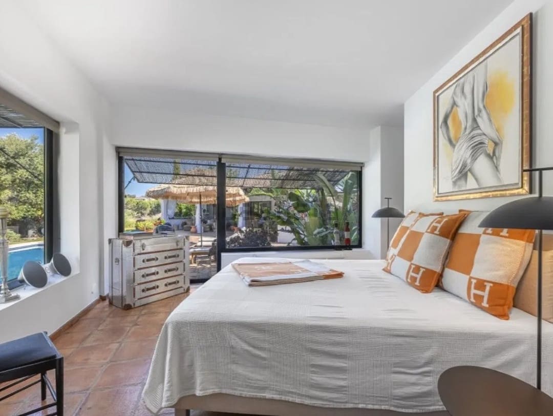 6 soverom Villa til salgs i Sotogrande med svømmebasseng garasje - € 1 795 000 (Ref: 10094222)