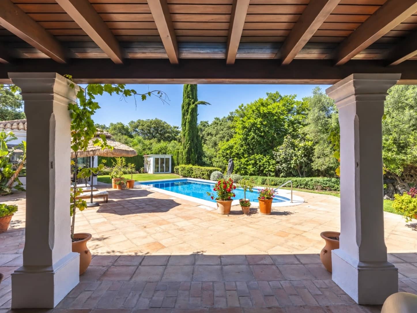 6 soverom Villa til salgs i Sotogrande med svømmebasseng garasje - € 1 795 000 (Ref: 10094222)