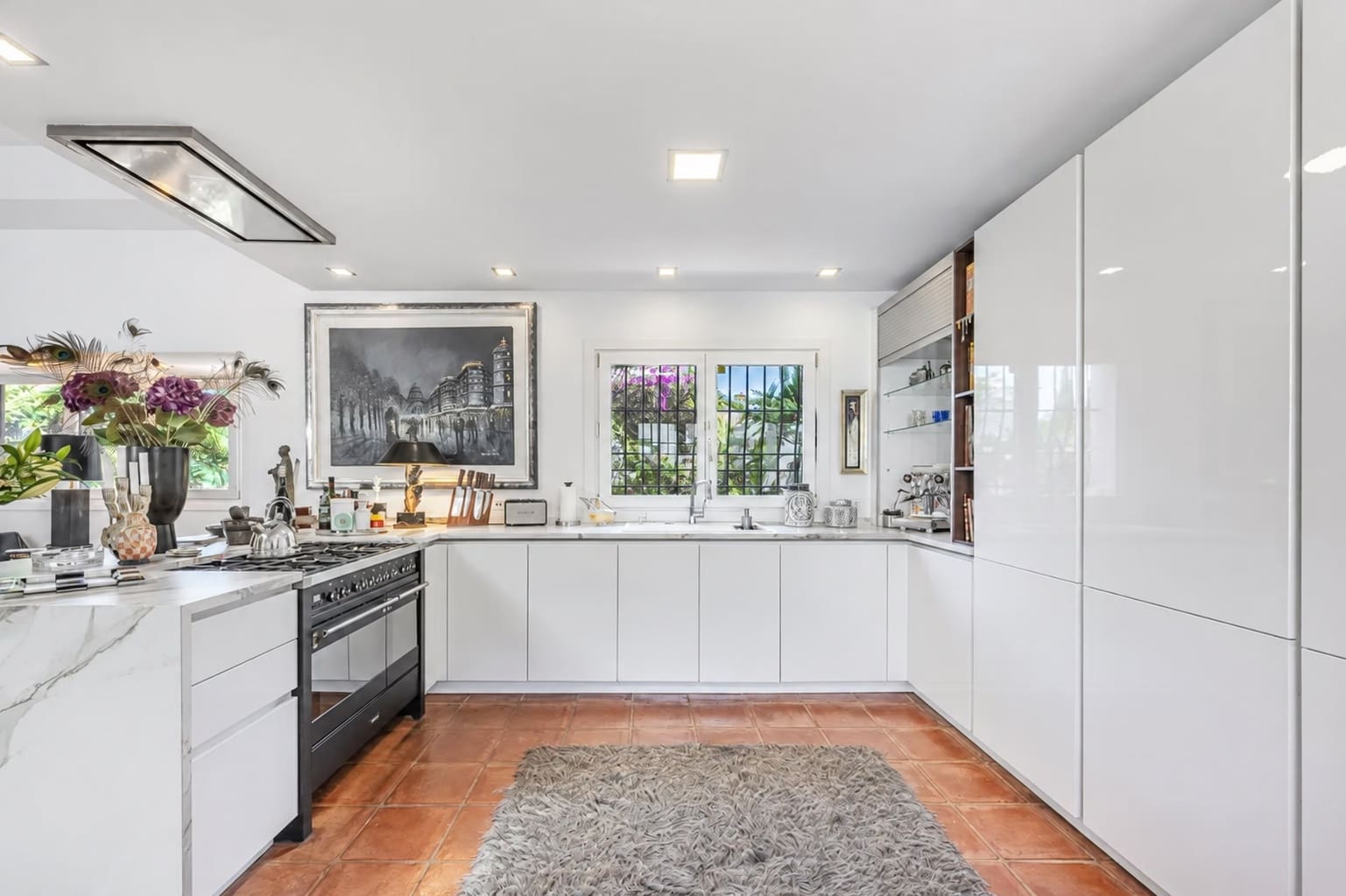 6 soverom Villa til salgs i Sotogrande med svømmebasseng garasje - € 1 795 000 (Ref: 10094222)