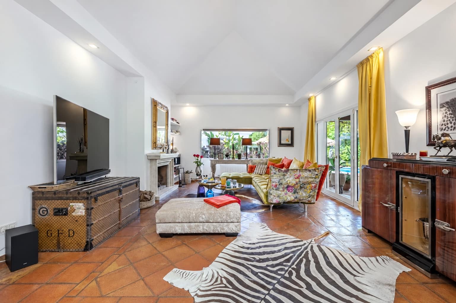 6 soverom Villa til salgs i Sotogrande med svømmebasseng garasje - € 1 795 000 (Ref: 10094222)