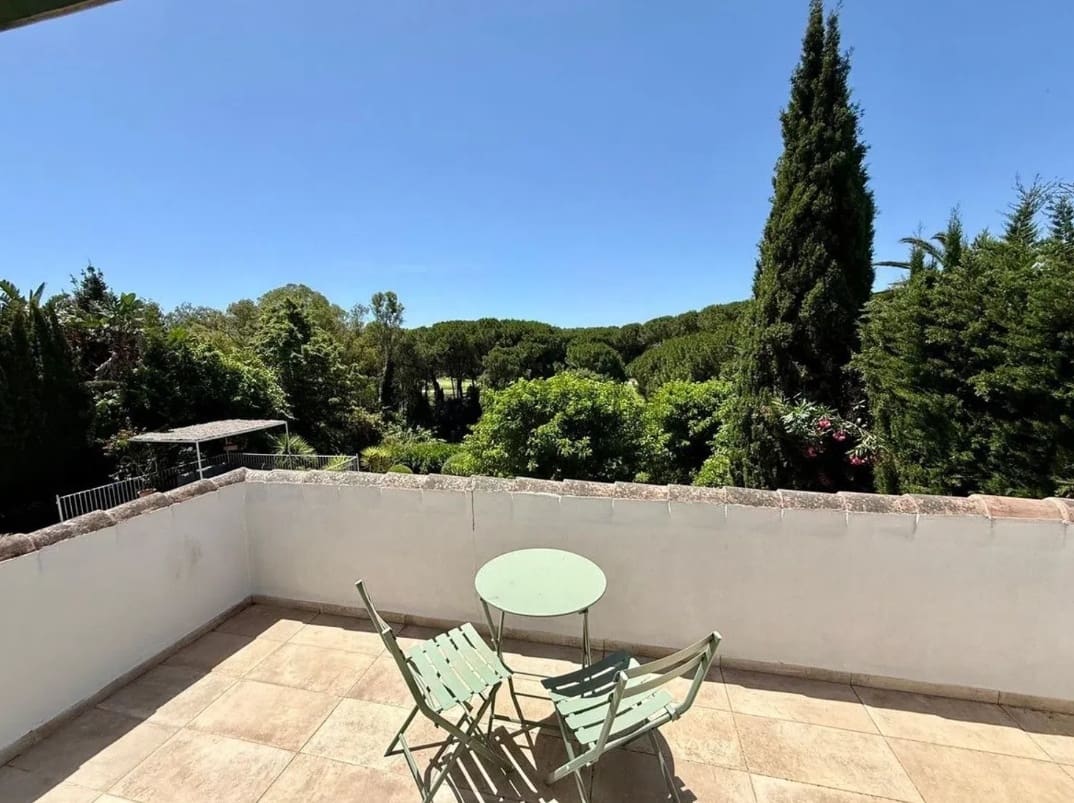 4 quarto Moradia para venda em Sotogrande com piscina garagem - 1 495 000 € (Ref: 10097587)