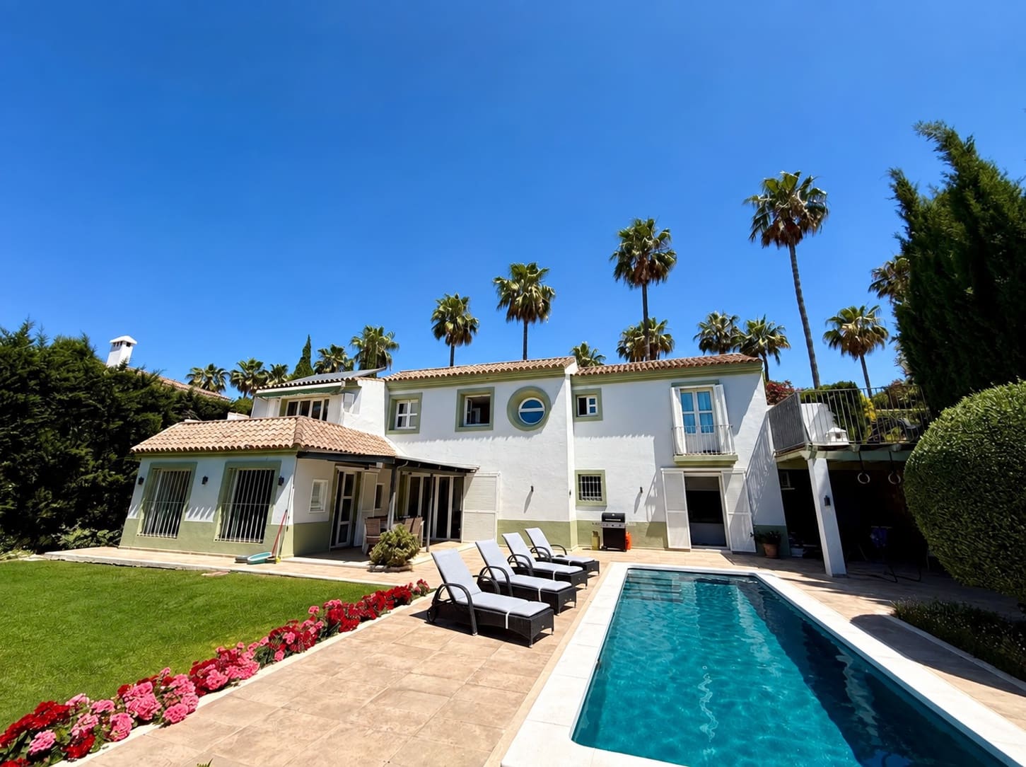 4 quarto Moradia para venda em Sotogrande com piscina garagem - 1 495 000 € (Ref: 10097587)