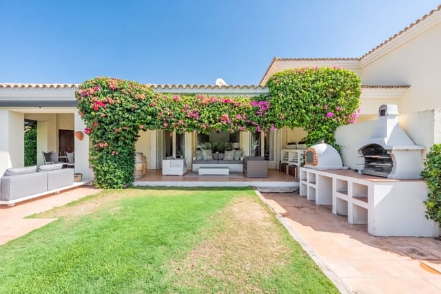 4 chambre Villa/Maison à vendre à Sotogrande Alto, San Roque avec piscine garage - 1 875 000 € (Ref: 10114606)