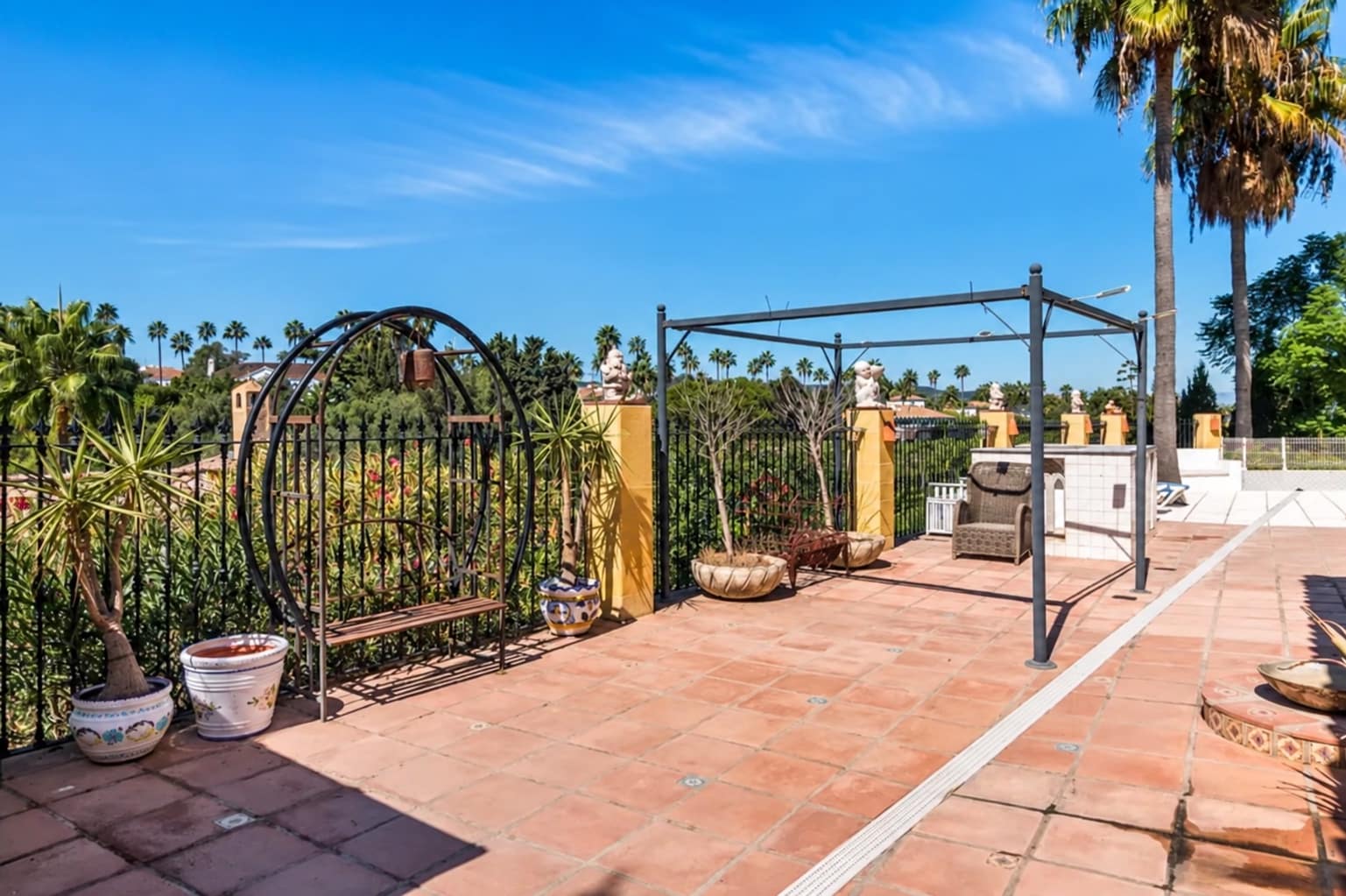 4 chambre Villa/Maison à vendre à Sotogrande avec piscine garage - 1 275 000 € (Ref: 10118755)