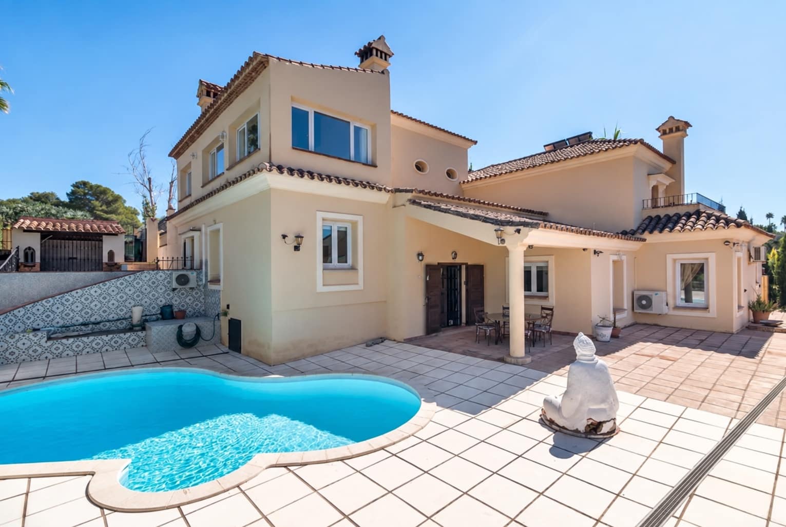 4 chambre Villa/Maison à vendre à Sotogrande avec piscine garage - 1 275 000 € (Ref: 10118755)
