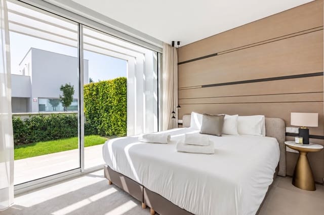 3 Zimmer Doppelhaus zu verkaufen in Sotogrande Alto, San Roque mit Pool Garage - 750.000 € (Ref: 10127705)
