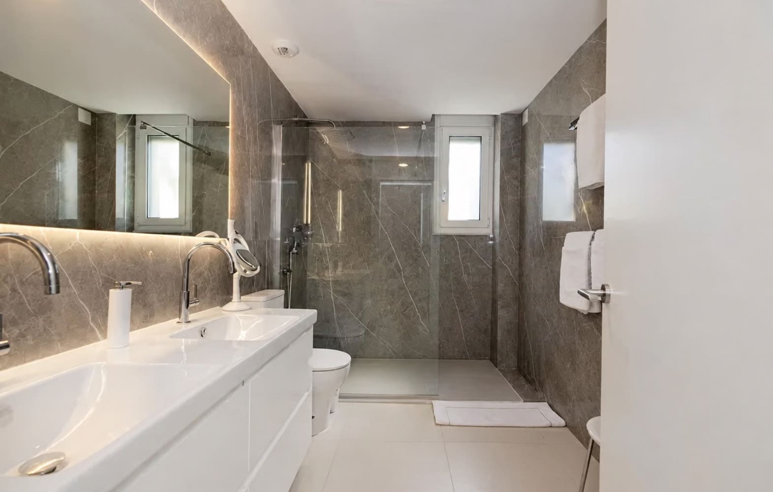 3 camera da letto Appartamento in vendita in Sotogrande con piscina garage - 880.000 € (Rif: 10127706)