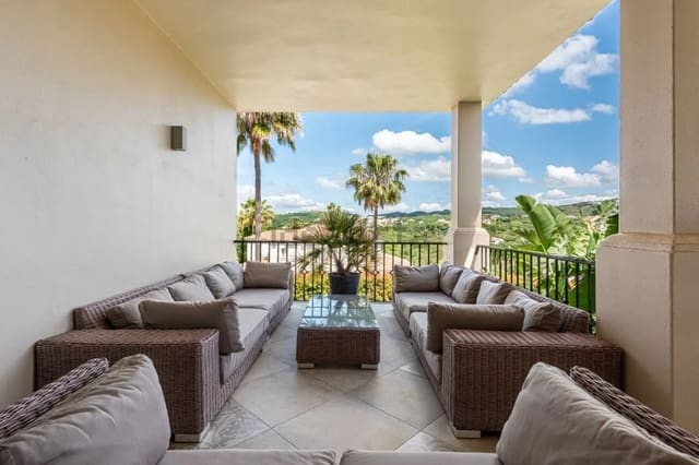 4 chambre Villa/Maison à vendre à Sotogrande Alto, San Roque avec piscine garage - 1 599 000 € (Ref: 10135675)