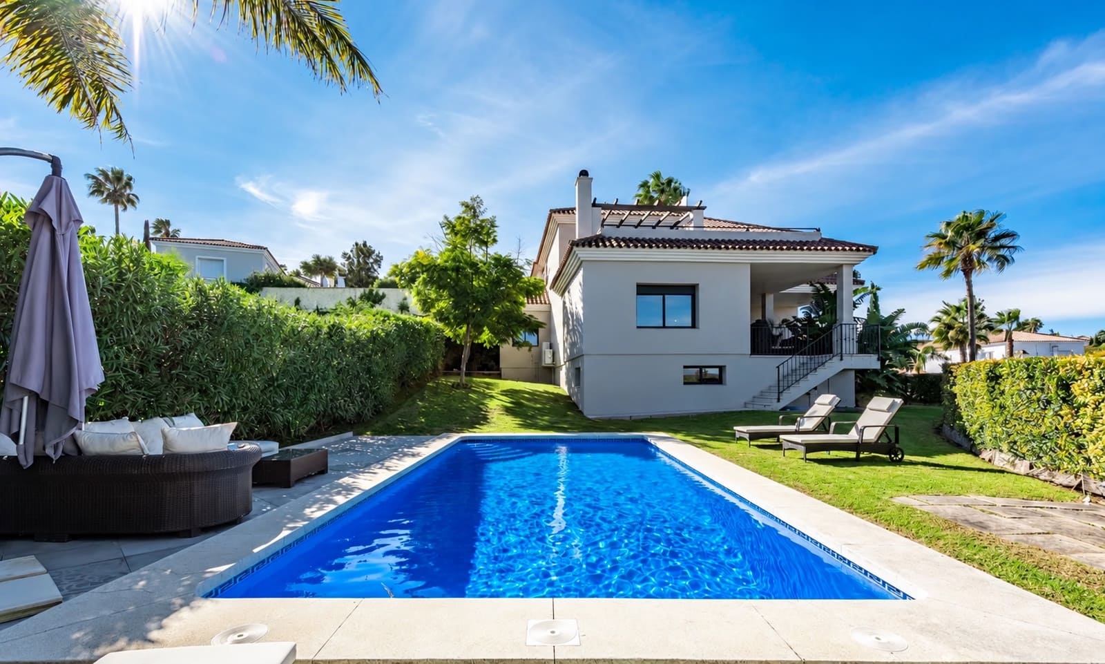 4 soveværelse Villa til salg i Sotogrande med swimmingpool garage - € 1.599.000 (Ref: 10135675)