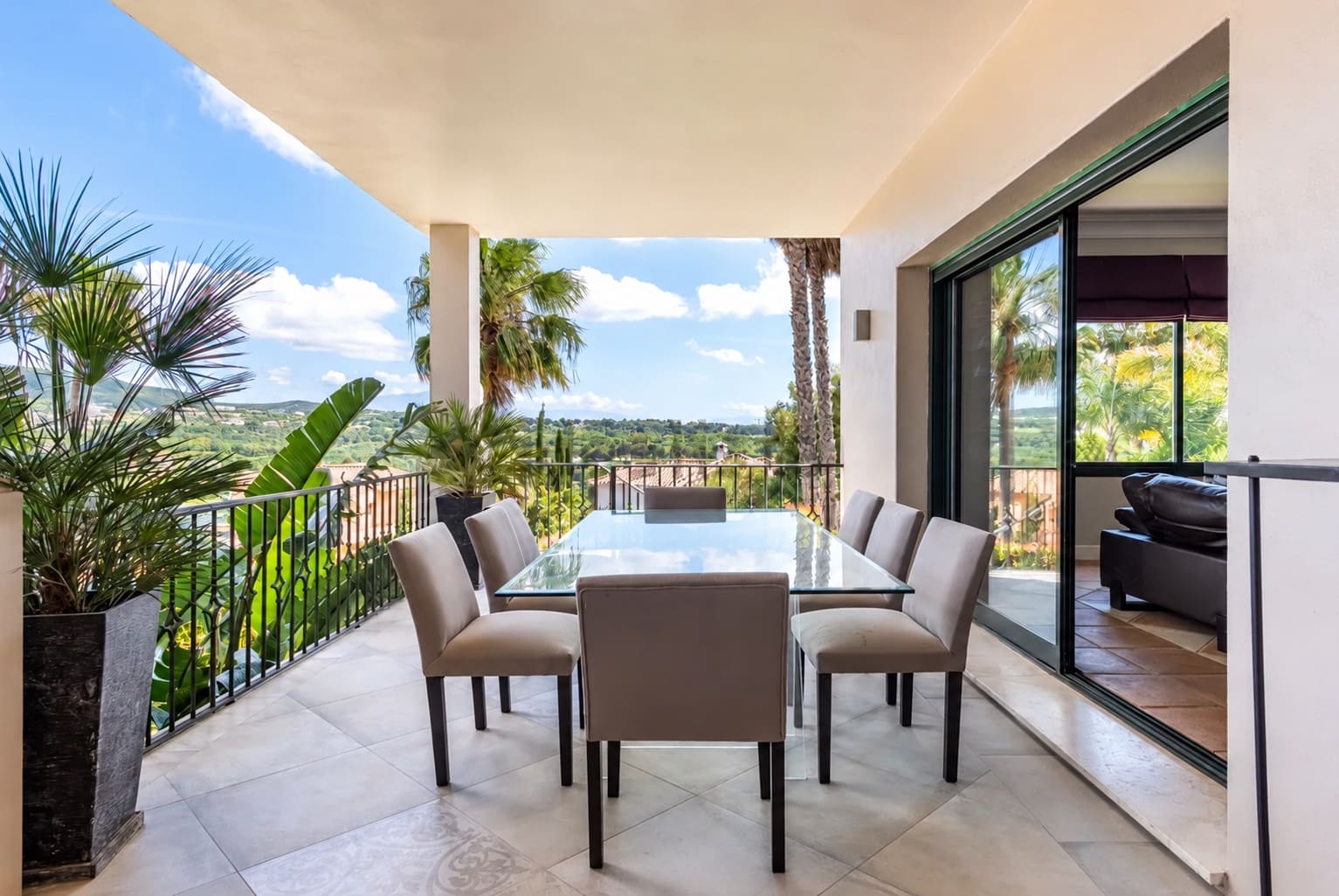 4 soveværelse Villa til salg i Sotogrande med swimmingpool garage - € 1.599.000 (Ref: 10135675)