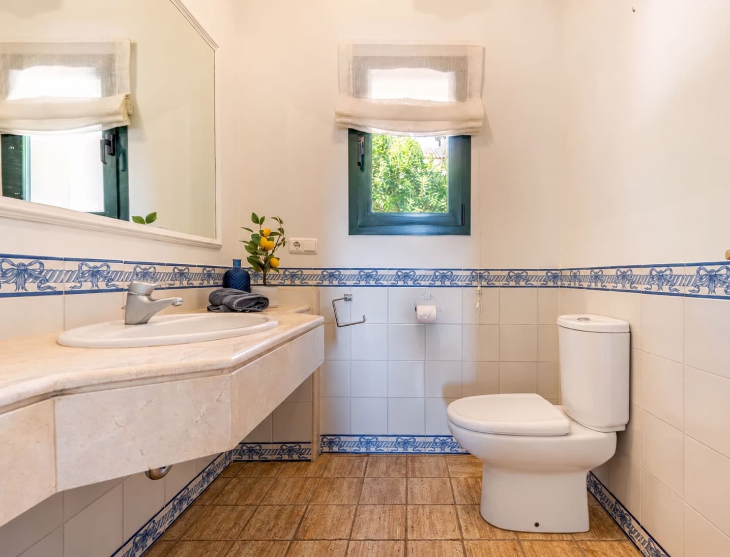 4 soveværelse Villa til salg i Sotogrande med swimmingpool garage - € 1.599.000 (Ref: 10135675)