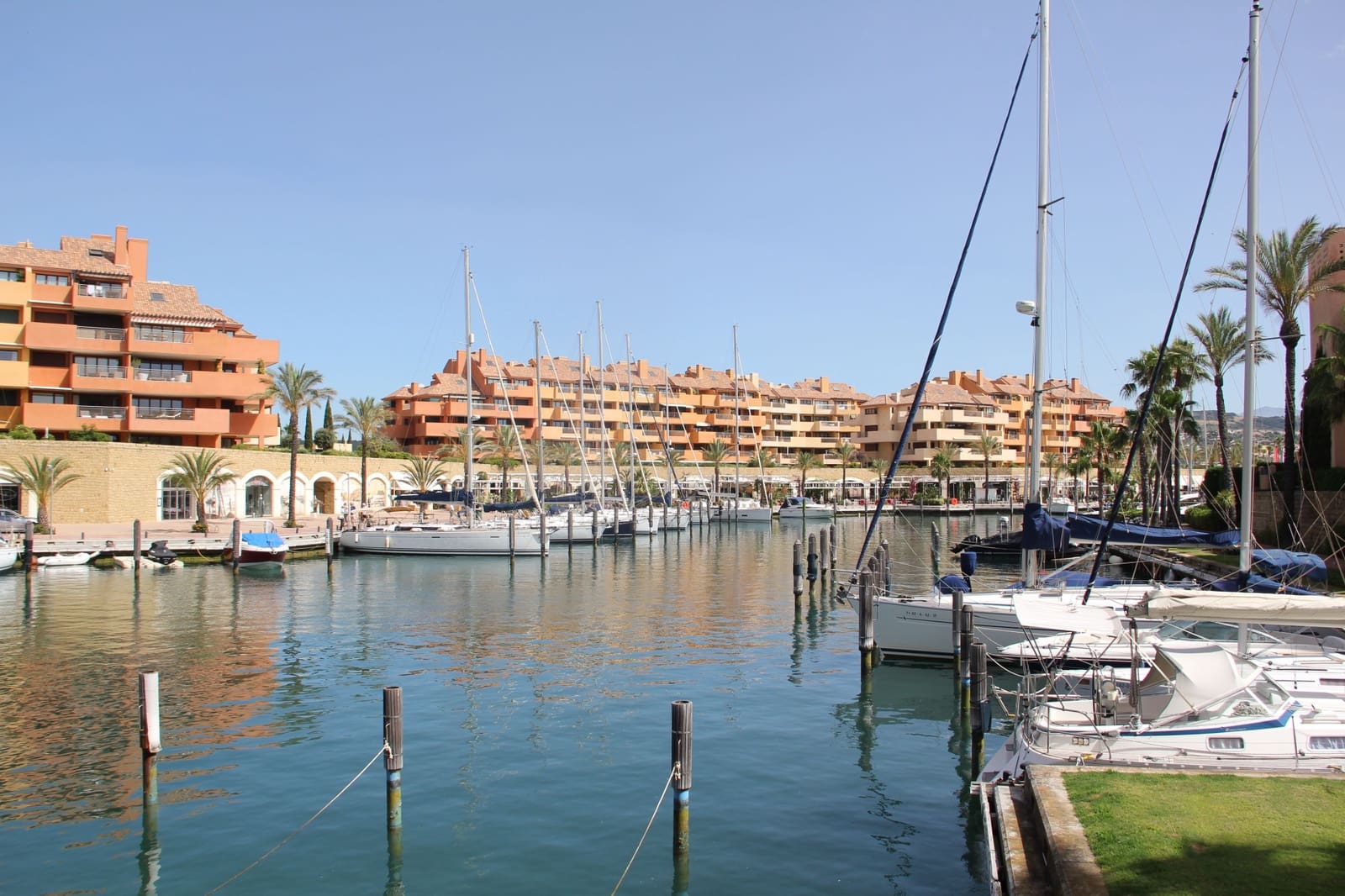 2 chambre Appartement à vendre à Sotogrande avec piscine garage - 745 000 € (Ref: 10135676)