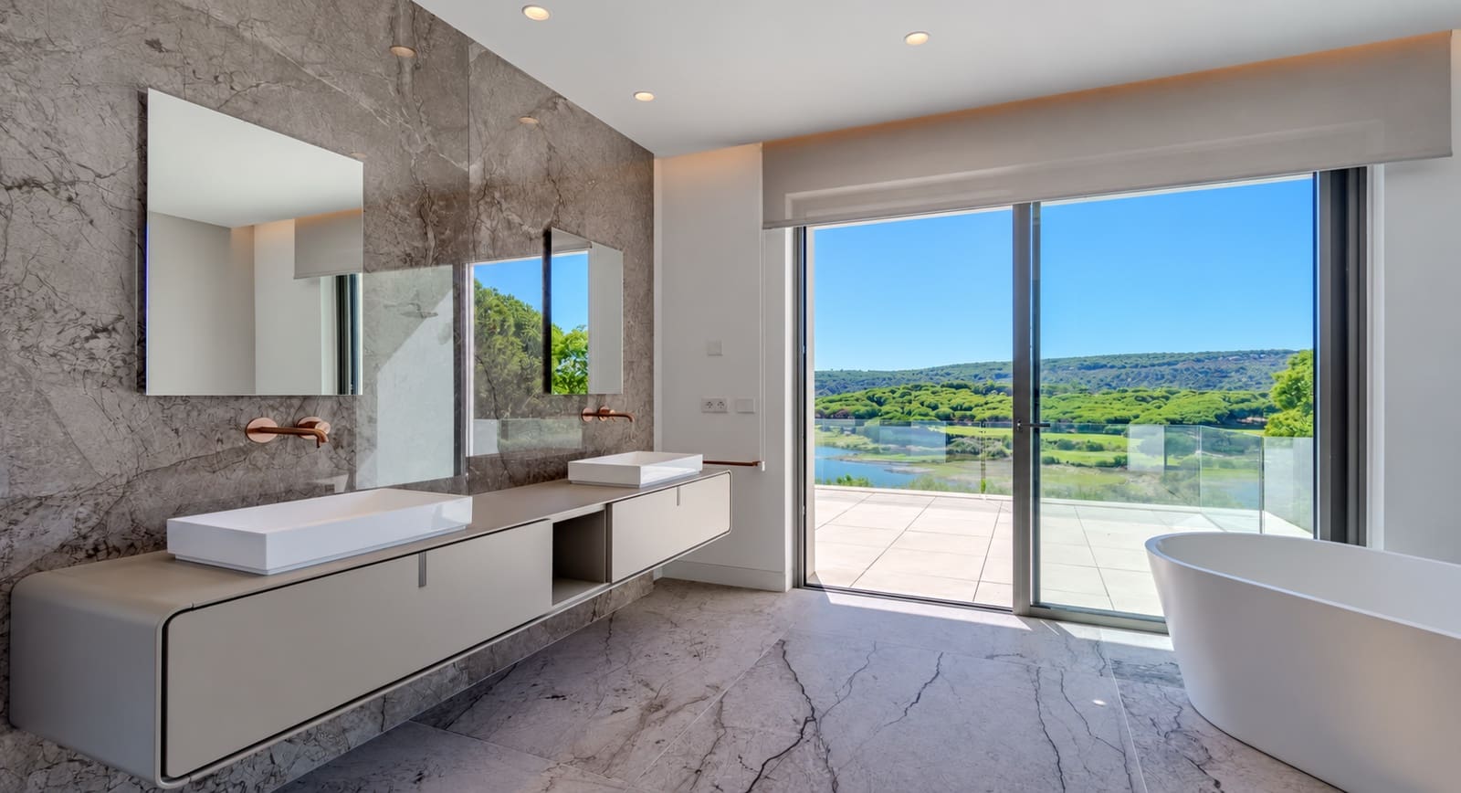 5 bedroom Villa for sale in Sotogrande with pool garage - € 4,200,000 (Ref: 10160994)