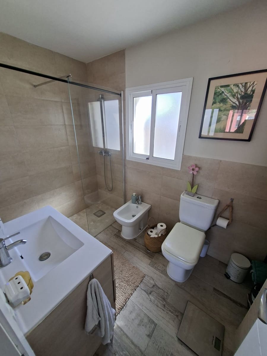 4 soverom Villa til salgs i Guadacorte med svømmebasseng garasje - € 435 000 (Ref: 10180049)