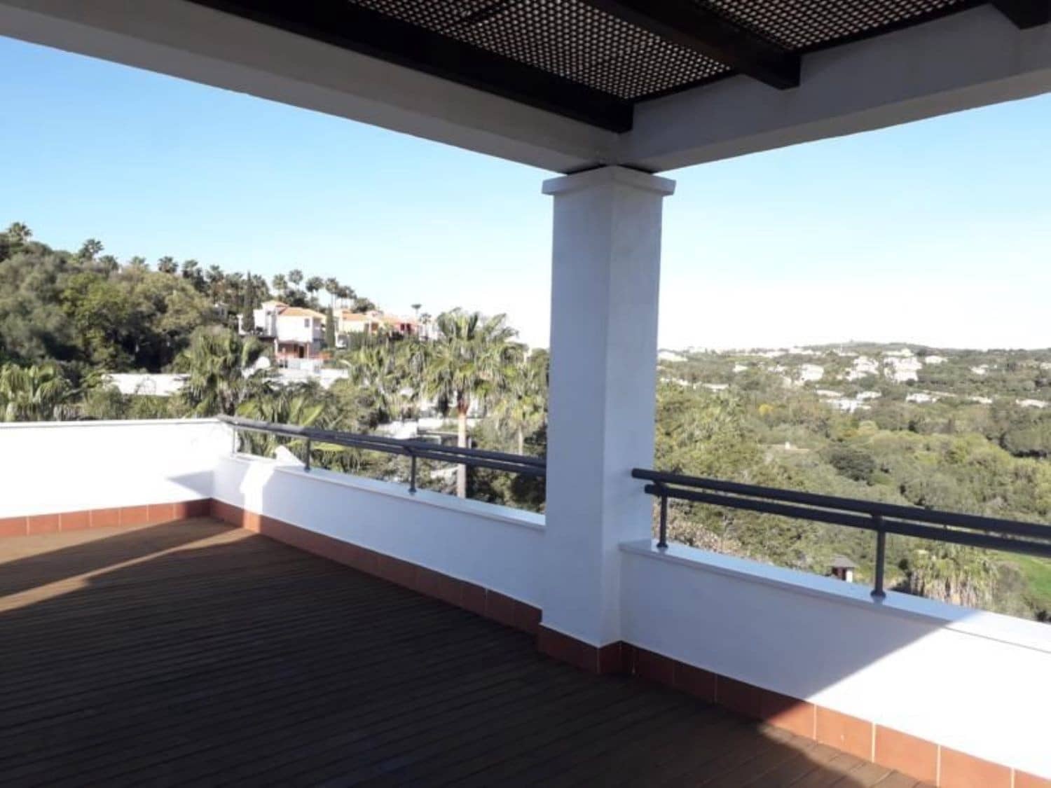 5 sypialnia Willa na sprzedaż w Sotogrande z basenem garażem - 1 500 000 € (Ref: 8161091)