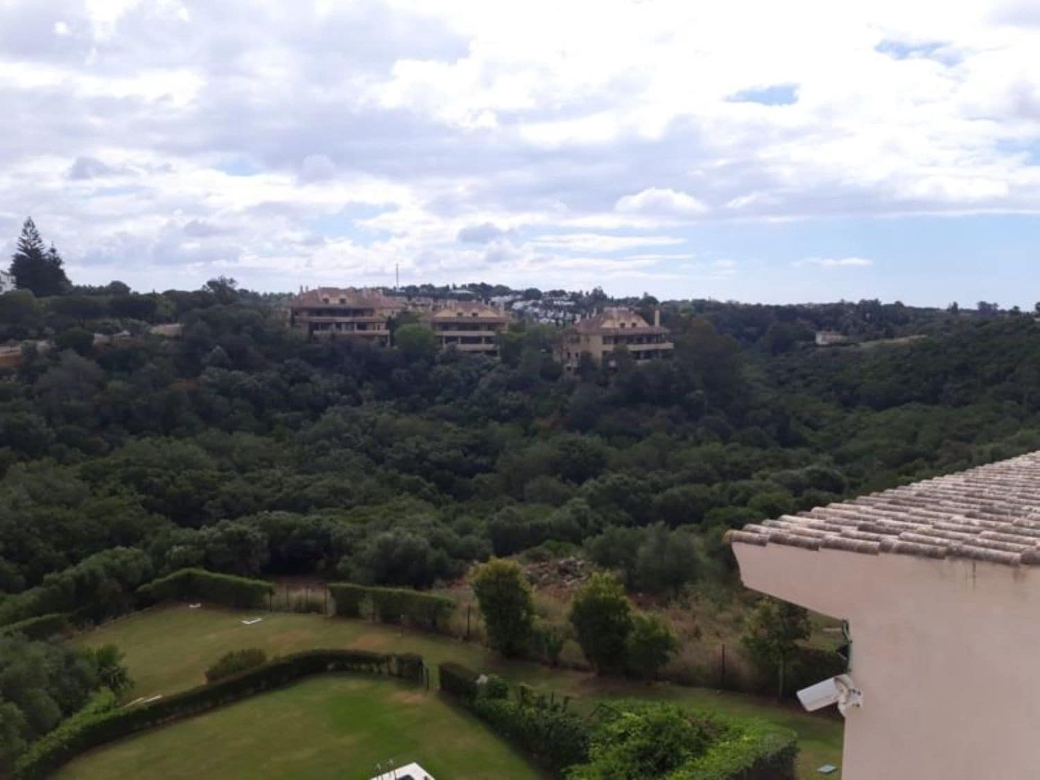 5 sypialnia Willa na sprzedaż w Sotogrande z basenem garażem - 1 500 000 € (Ref: 8161091)