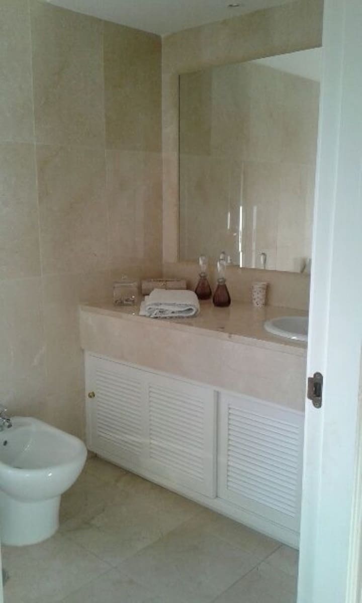 4 sypialnia Dom blizniak na sprzedaż w Sotogrande z basenem - 1 375 000 € (Ref: 8161092)