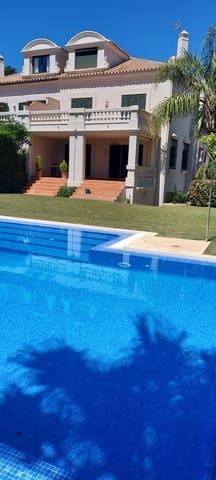 4 sovrum Semi-fristående Villa till salu i Sotogrande Alto, San Roque med pool garage - 1 250 000 € (Ref: 8161101)