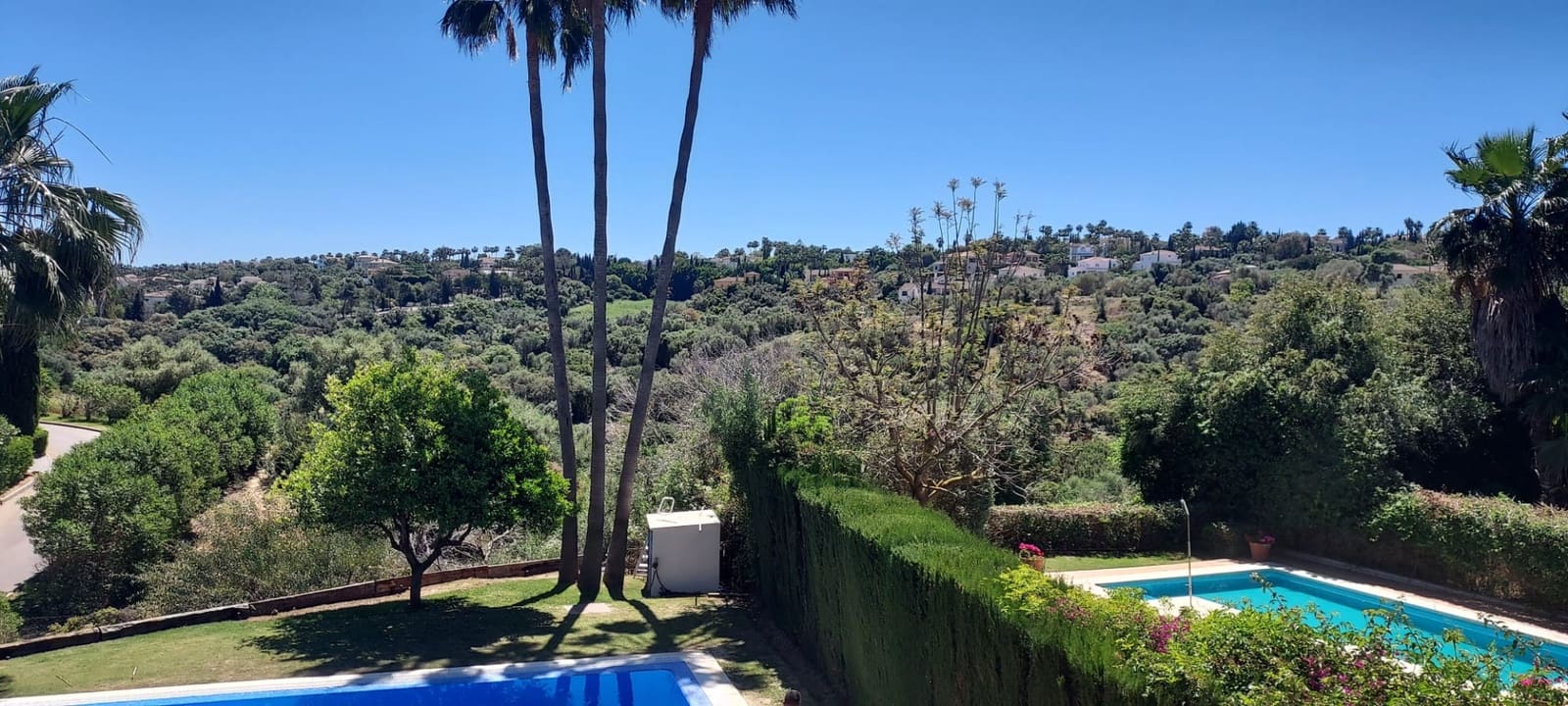 4 camera da letto Villetta Bifamiliare in vendita in San Roque con piscina garage - 1.250.000 € (Rif: 8161101)