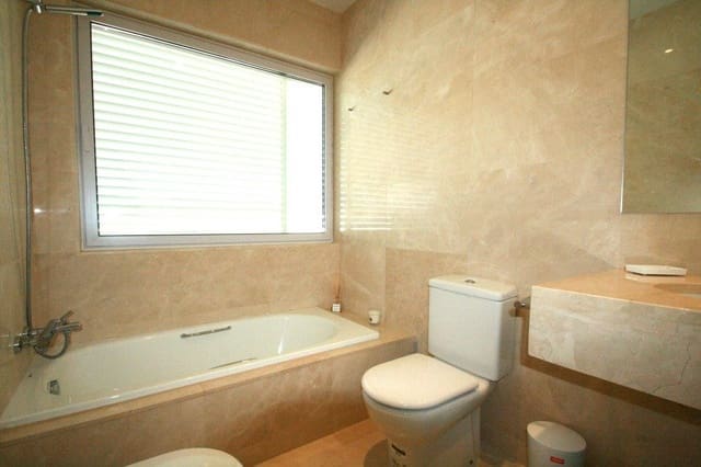 3 camera da letto Attico in vendita in Sotogrande Costa, San Roque con piscina garage - 1.200.000 € (Rif: 8161108)