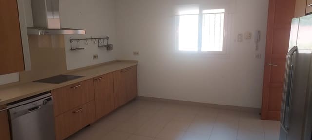 4 chambre Villa/Maison à vendre à Sotogrande Alto, San Roque avec piscine garage - 1 100 000 € (Ref: 8161109)