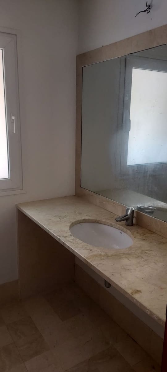 4 chambre Villa/Maison à vendre à Sotogrande avec piscine garage - 1 100 000 € (Ref: 8161109)