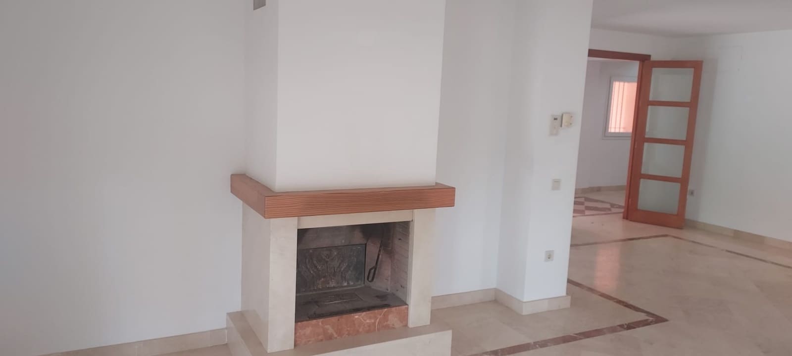 4 sypialnia Willa na sprzedaż w Sotogrande z basenem garażem - 1 100 000 € (Ref: 8161109)