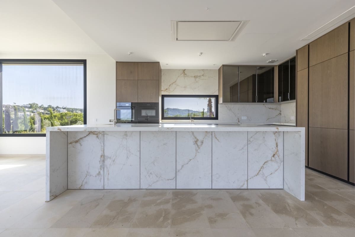 8 soverom Villa til salgs i Sotogrande med svømmebasseng garasje - € 6 975 000 (Ref: 8161119)