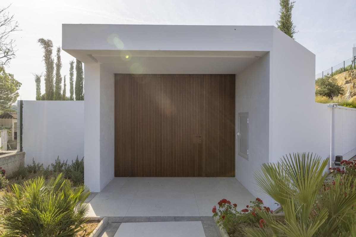 8 soverom Villa til salgs i Sotogrande med svømmebasseng garasje - € 6 975 000 (Ref: 8161119)