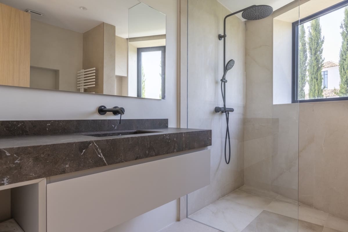 8 soverom Villa til salgs i Sotogrande med svømmebasseng garasje - € 6 975 000 (Ref: 8161119)