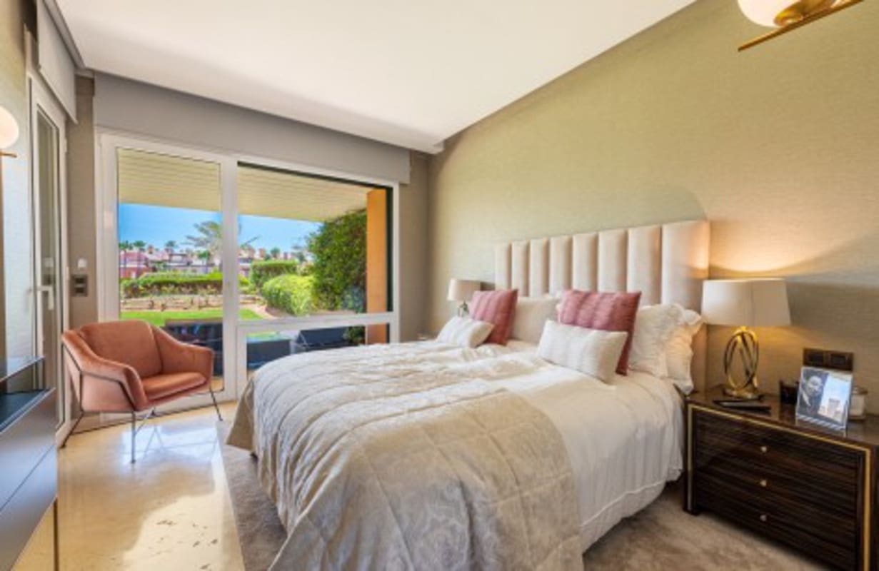 4 soverom Leilighet til salgs i Sotogrande med svømmebasseng garasje - € 1 750 000 (Ref: 8182492)