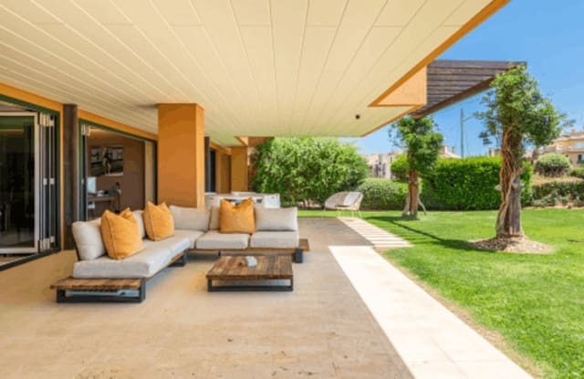 4 camera da letto Appartamento in vendita in Puerto de Sotogrande - La Marina, San Roque con piscina garage - 1.750.000 € (Rif: 8182492)