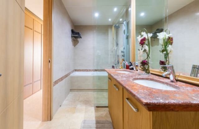 4 camera da letto Appartamento in vendita in Puerto de Sotogrande - La Marina, San Roque con piscina garage - 1.750.000 € (Rif: 8182492)