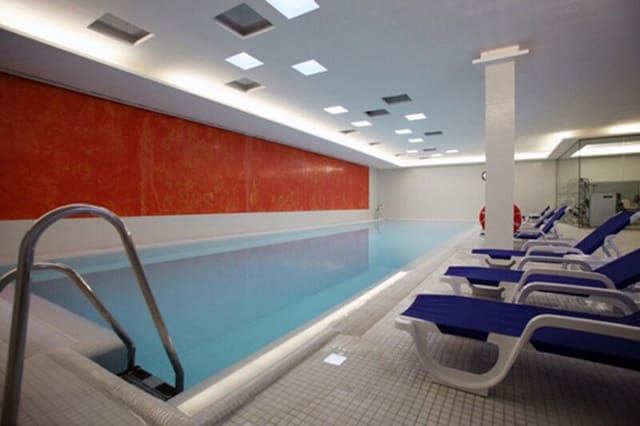 3 camera da letto Appartamento in vendita in Puerto de Sotogrande - La Marina, San Roque con piscina garage - 900.000 € (Rif: 8197135)