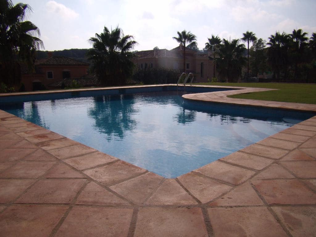 4 bedroom Villa for rent in Sotogrande with pool garage - € 6,500 (Ref: 8258605)