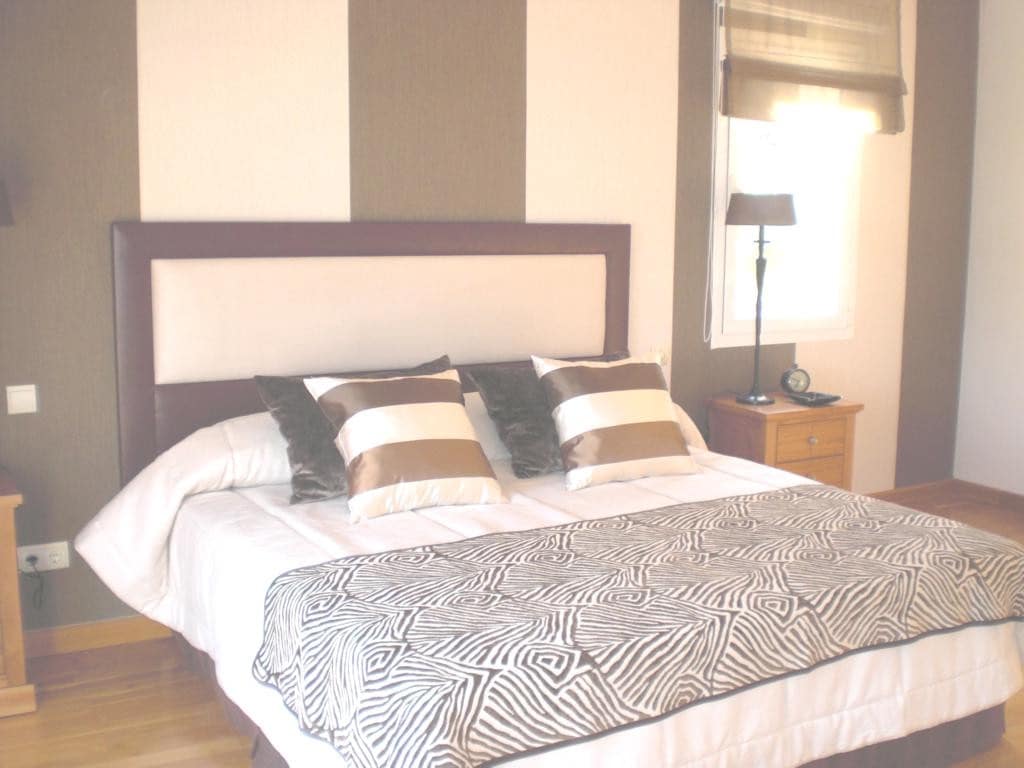 4 bedroom Villa for rent in Sotogrande with pool garage - € 6,500 (Ref: 8258605)