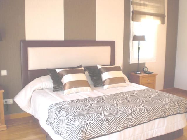 4 slaapkamer Villa te huur in Sotogrande Alto, San Roque met zwembad garage - € 6.500 (Ref: 8258605)