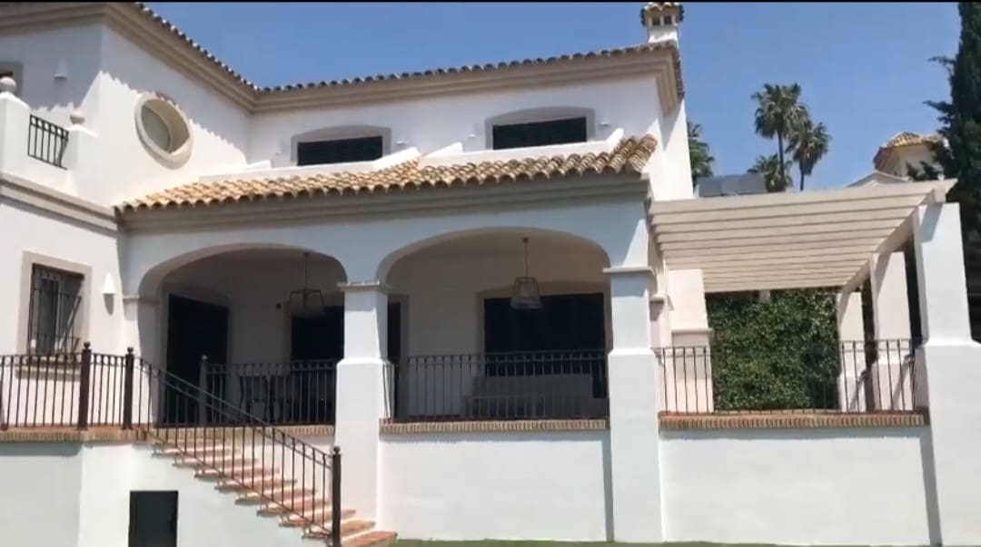 4 bedroom Villa for rent in Sotogrande with pool garage - € 6,500 (Ref: 8258605)